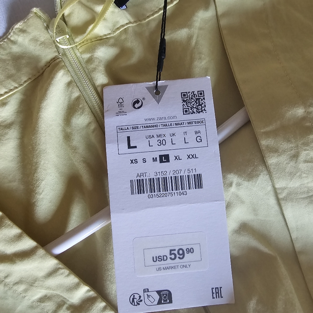 Zara Soft Yellow V-Neck Jumpsuit - Picture 5 of 5